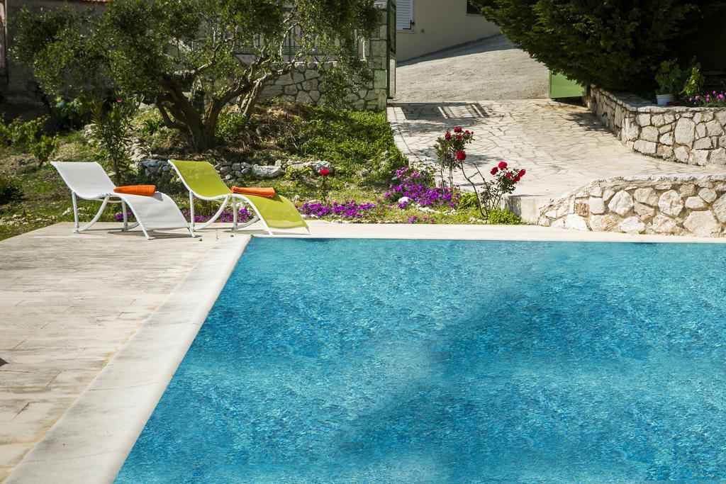Country Villa Athéras エクステリア 写真