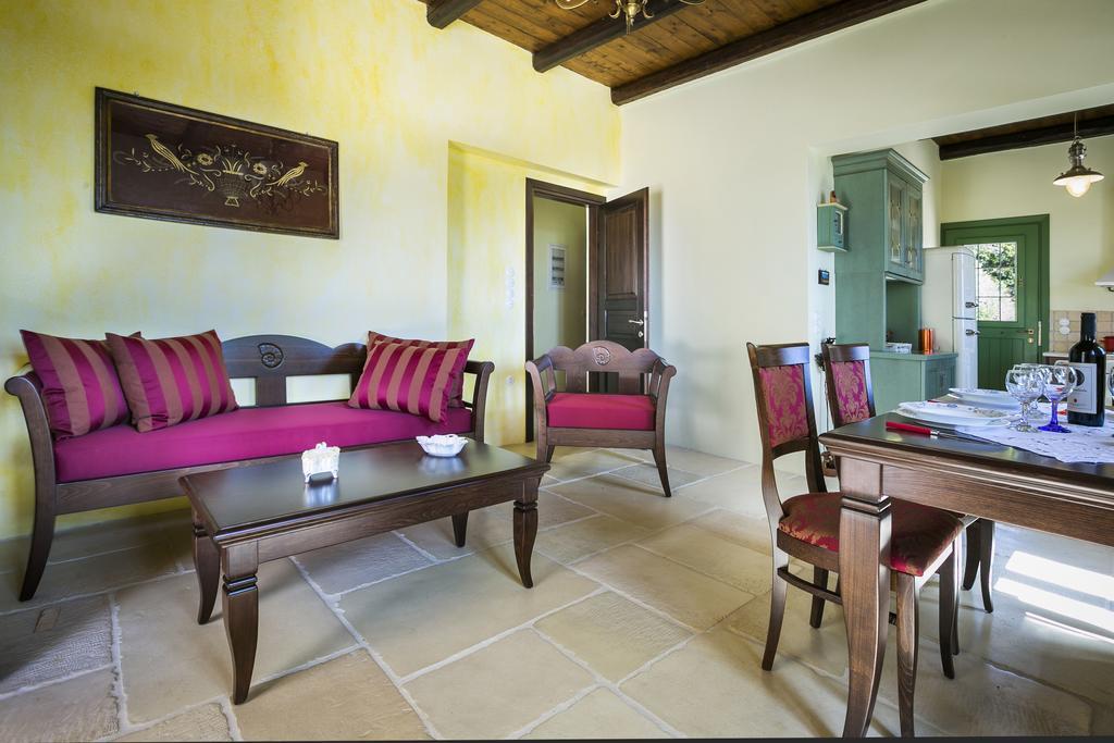 Country Villa Athéras エクステリア 写真