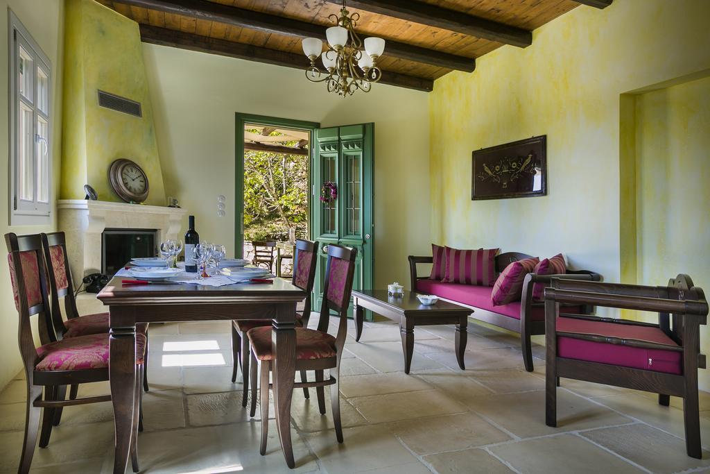 Country Villa Athéras エクステリア 写真